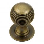 Small 25mm Antique Brass Beehive / Reeded Cabinet, Drawer or Cupboard Door Knob (XL974)